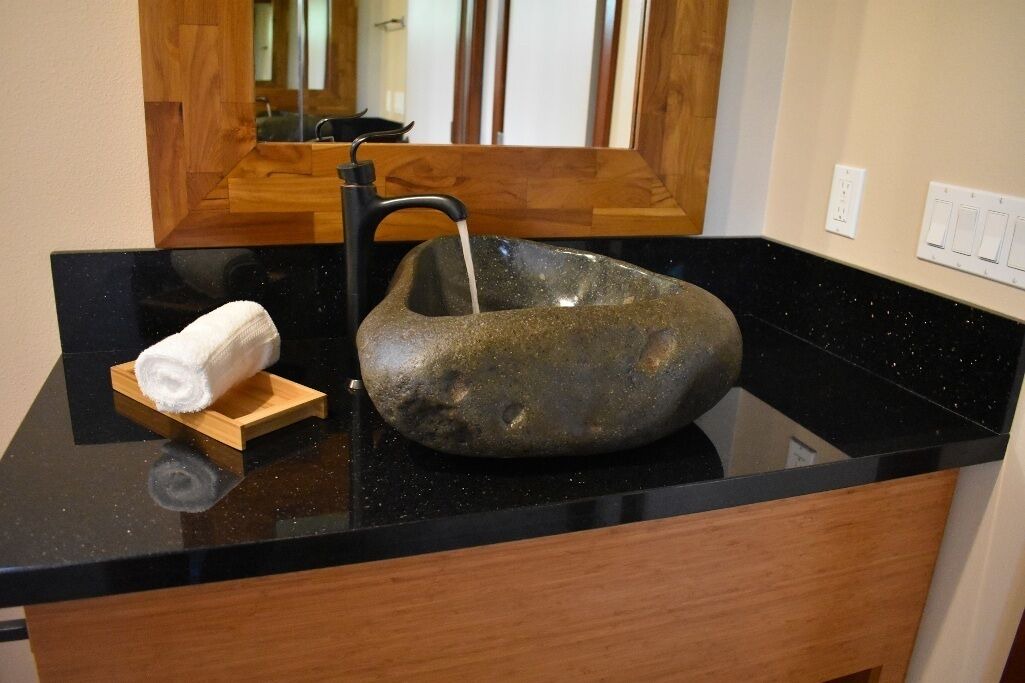 Photo of Bathroom in Keaukaha