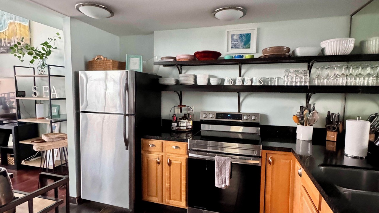 Photo of Kitchen in Maalaea