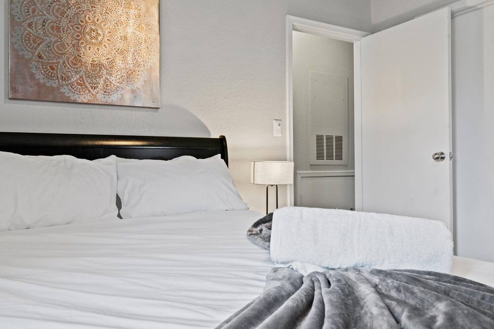 Photo of Bedroom in Milwood