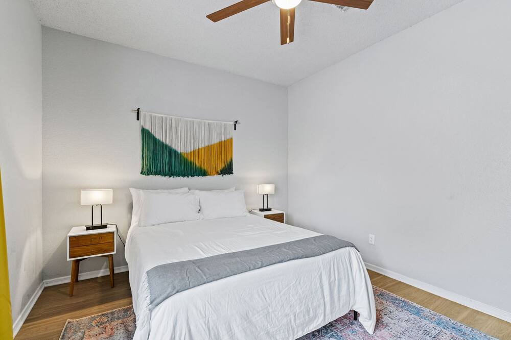 Photo of Bedroom in Milwood