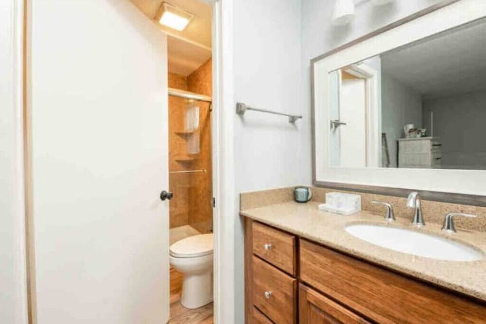 Photo of Bathroom in Lake Jeanette