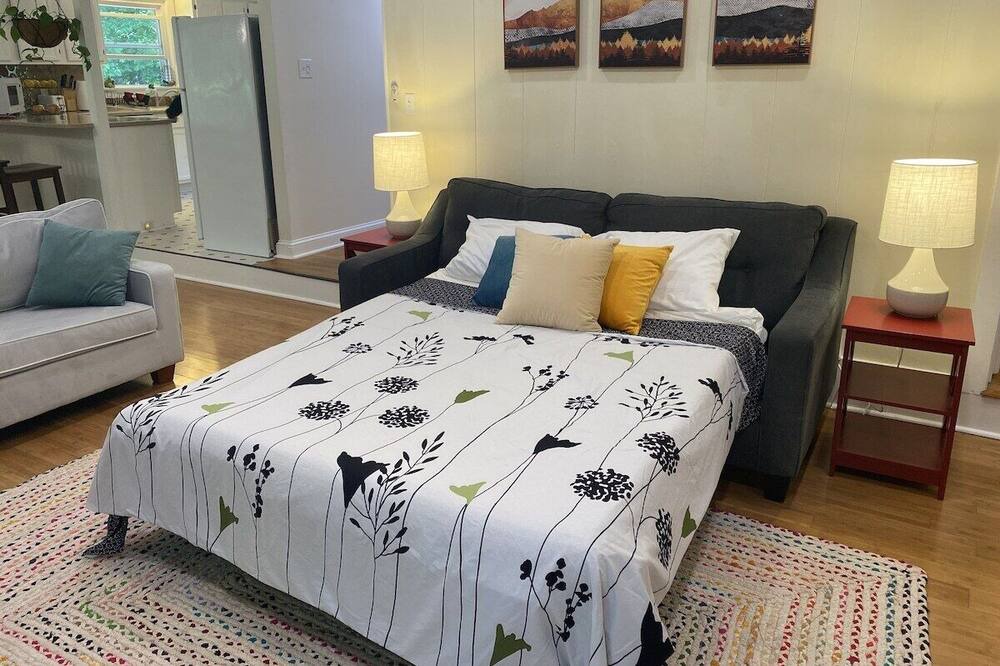 Photo of Bedroom in Croasdaile Farm Master