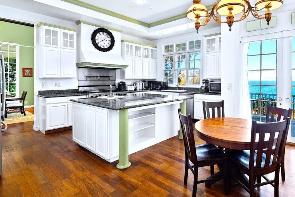 Photo of Kitchen in Honomu
