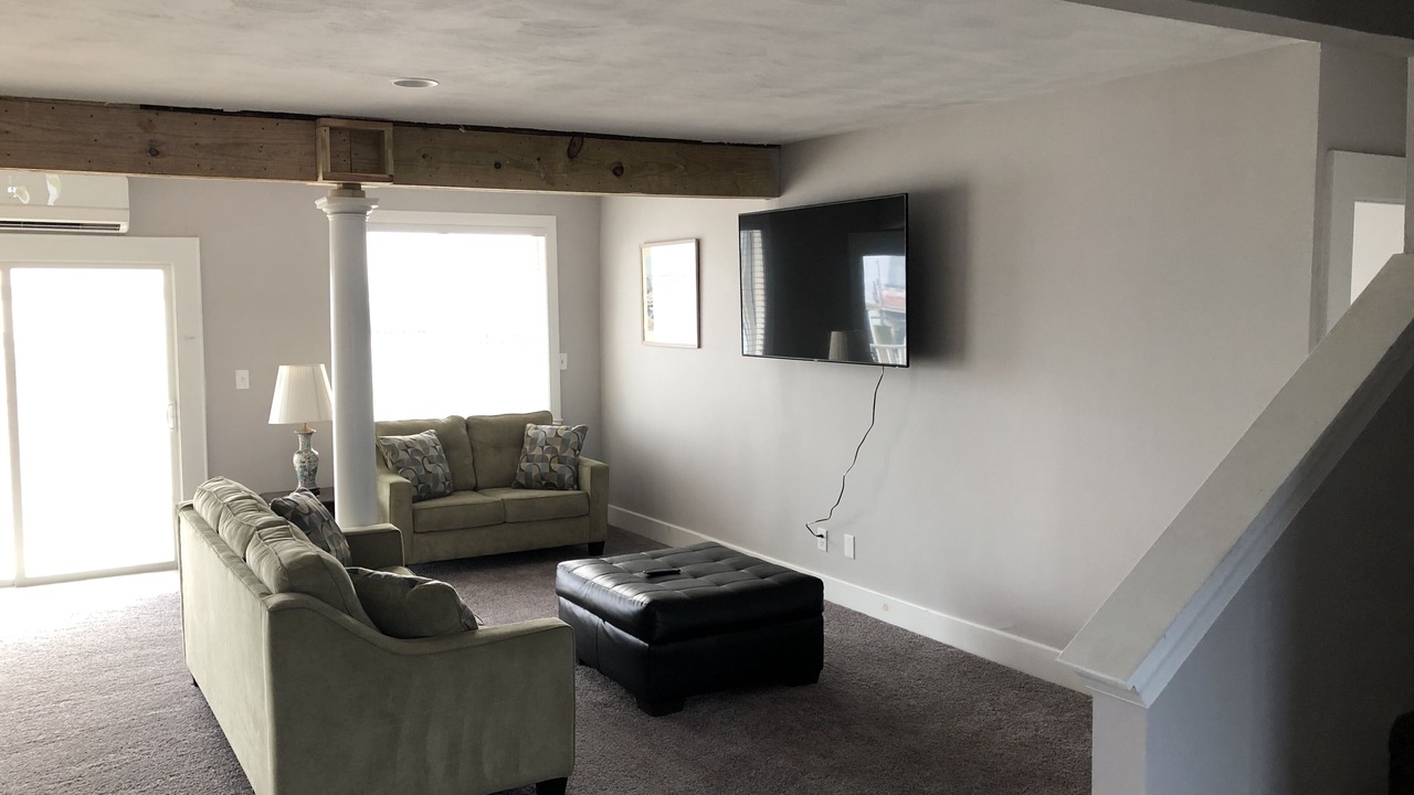 Photo of Livingroom in Willoughby Spit