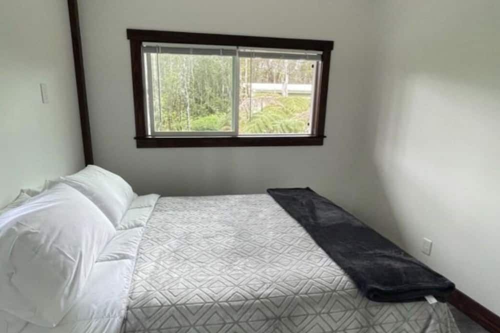 Photo of Bedroom in Royal Hawaiian Estates