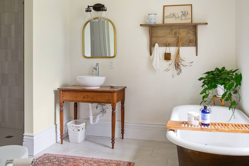Photo of Bathroom in Madison