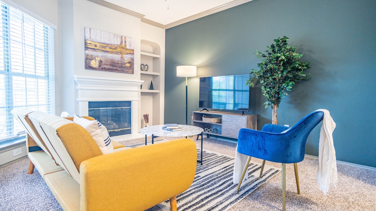 Photo of Livingroom in Wells Branch