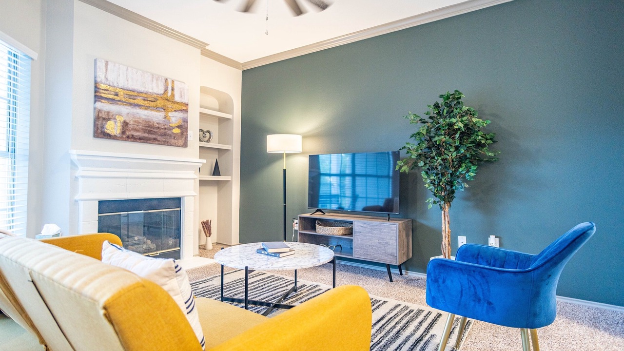 Photo of Livingroom in Wells Branch
