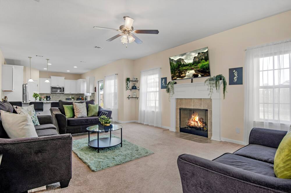 Photo of Livingroom in Hinesville
