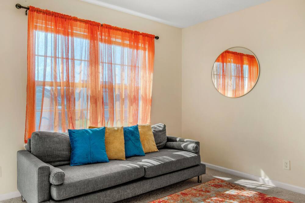 Photo of Livingroom in Hinesville