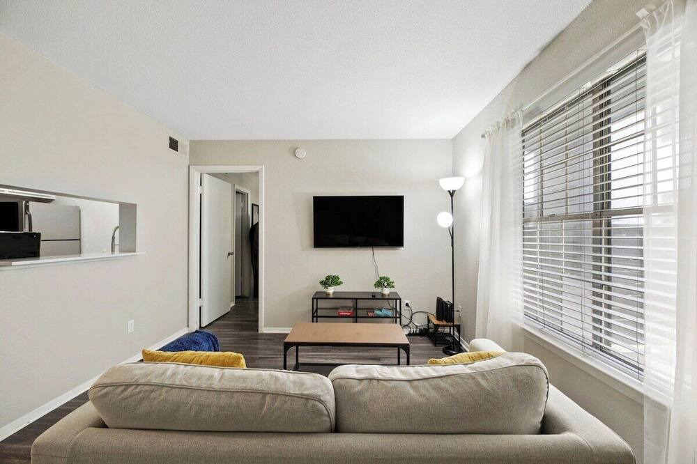 Photo of Livingroom in North Austin Civic Association