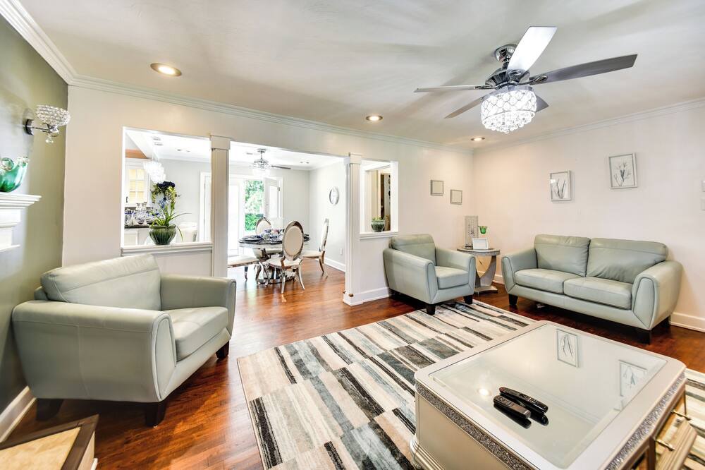 Photo of Livingroom in Portsmouth