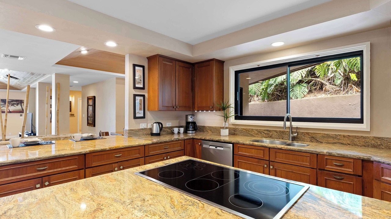 Photo of Kitchen in Kahaluu Bay