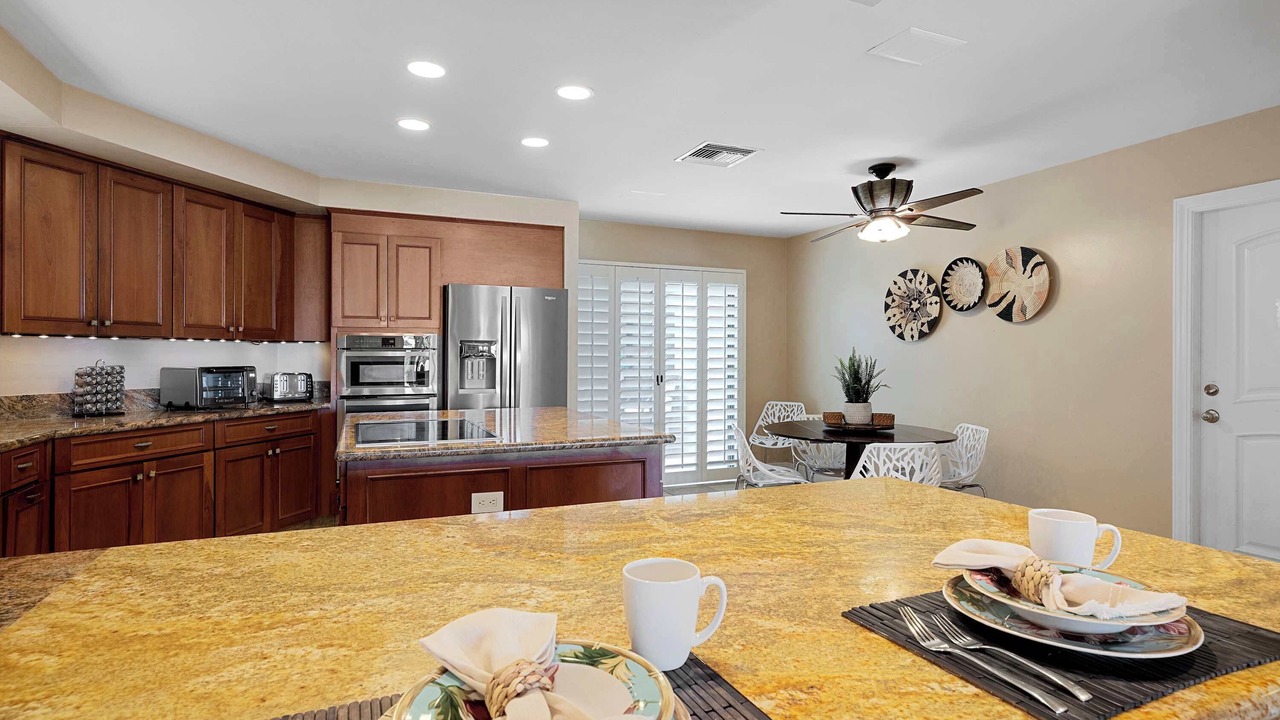 Photo of Kitchen in Kahaluu Bay