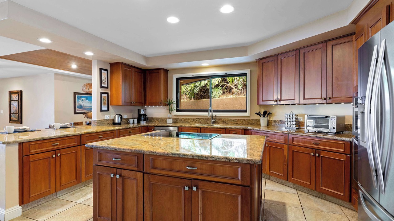 Photo of Kitchen in Kahaluu Bay