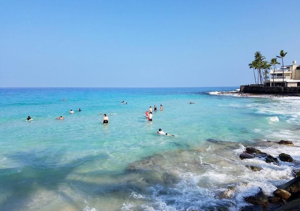 Photo of Others in Kahaluu Bay