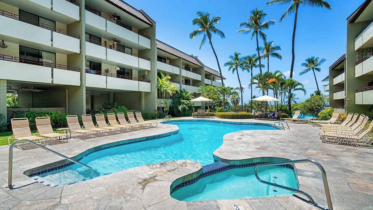 Photo of Outdoor in Kahaluu Bay