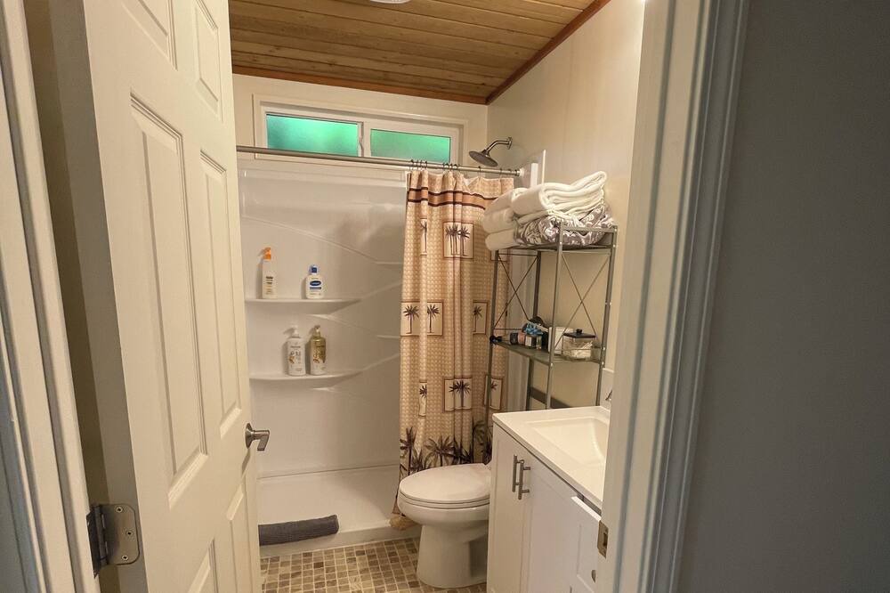 Photo of Bathroom in Kohala Estates