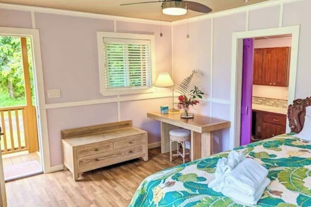 Photo of Bedroom in Pahoa
