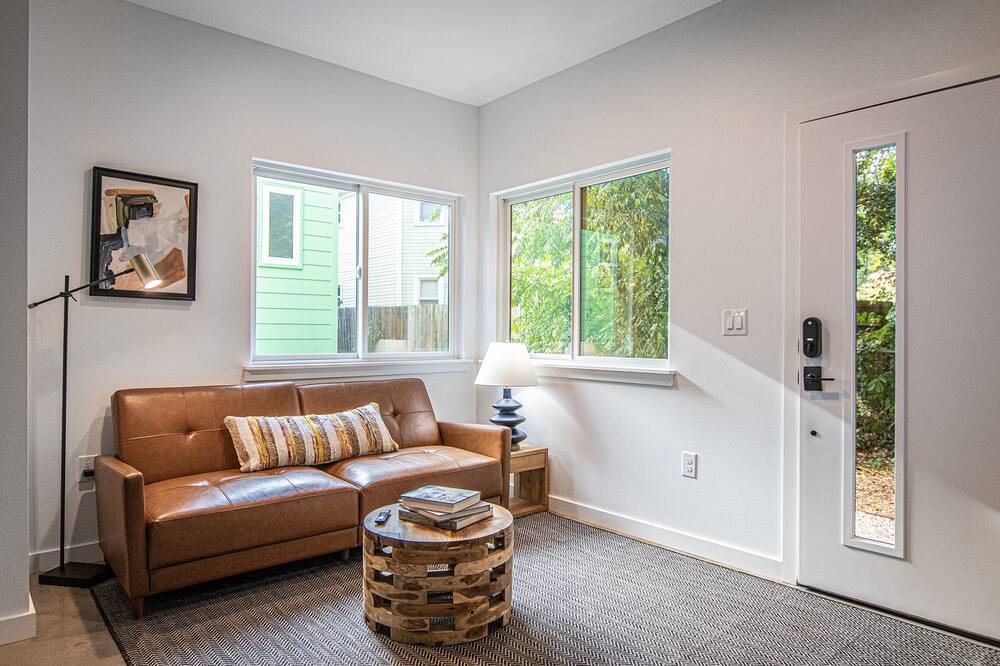 Photo of Livingroom in North University