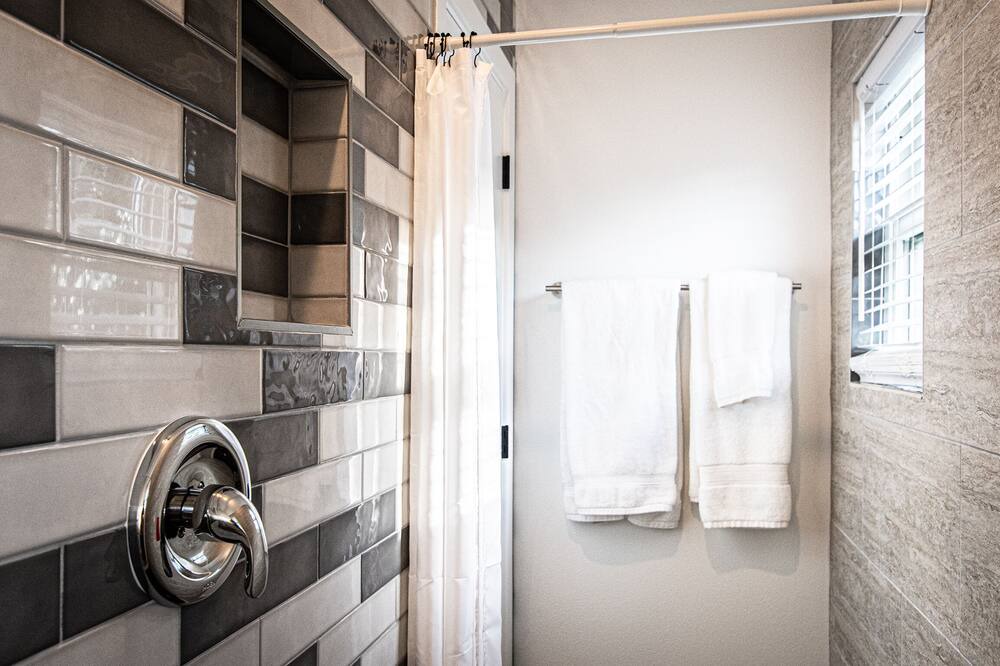 Photo of Bathroom in North University