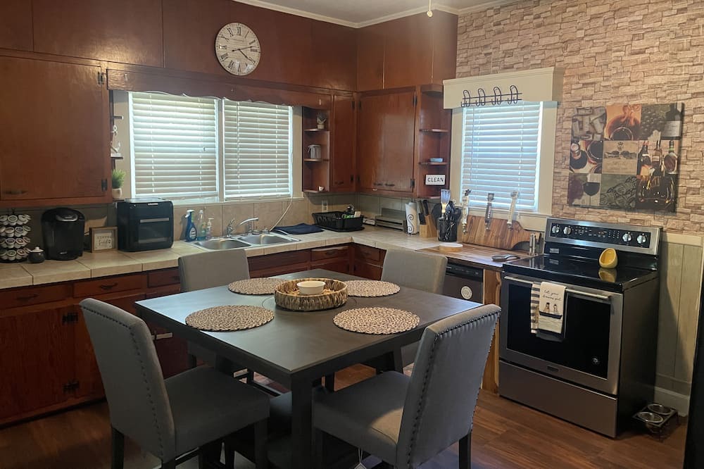 Photo of Kitchen in Rhodhiss