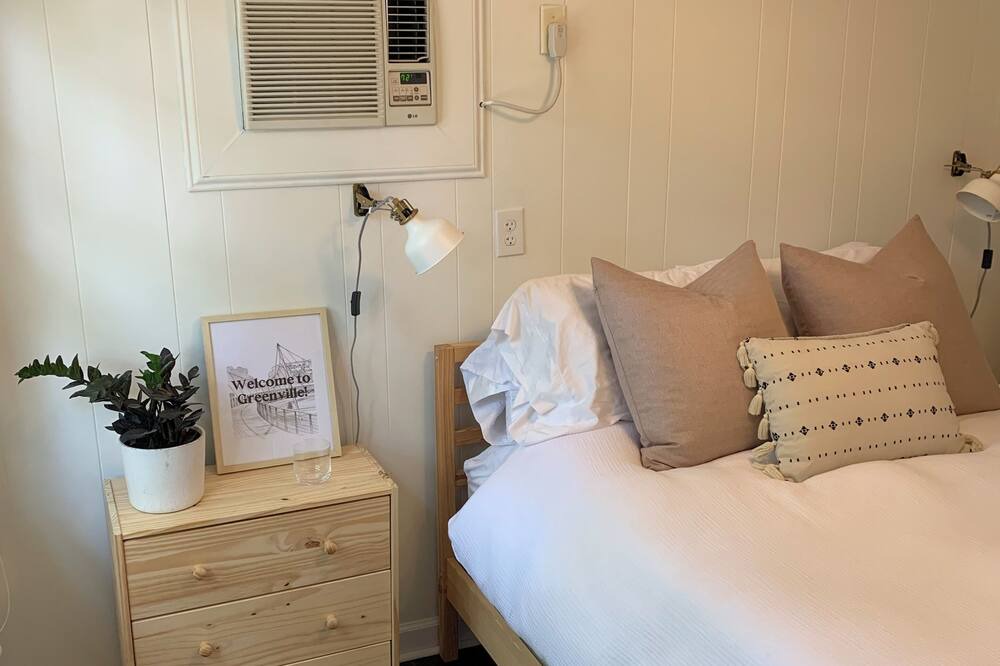 Photo of Bedroom in Greenville