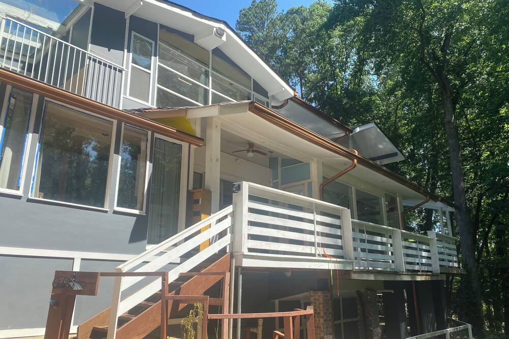 Photo of Outdoor in Northlake