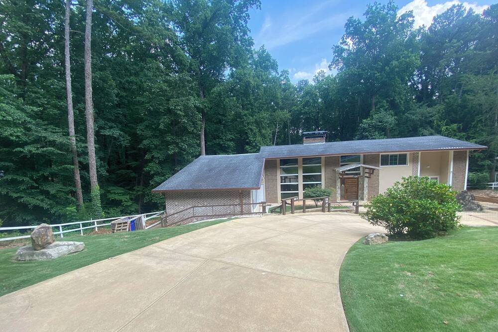 Photo of Outdoor in Northlake