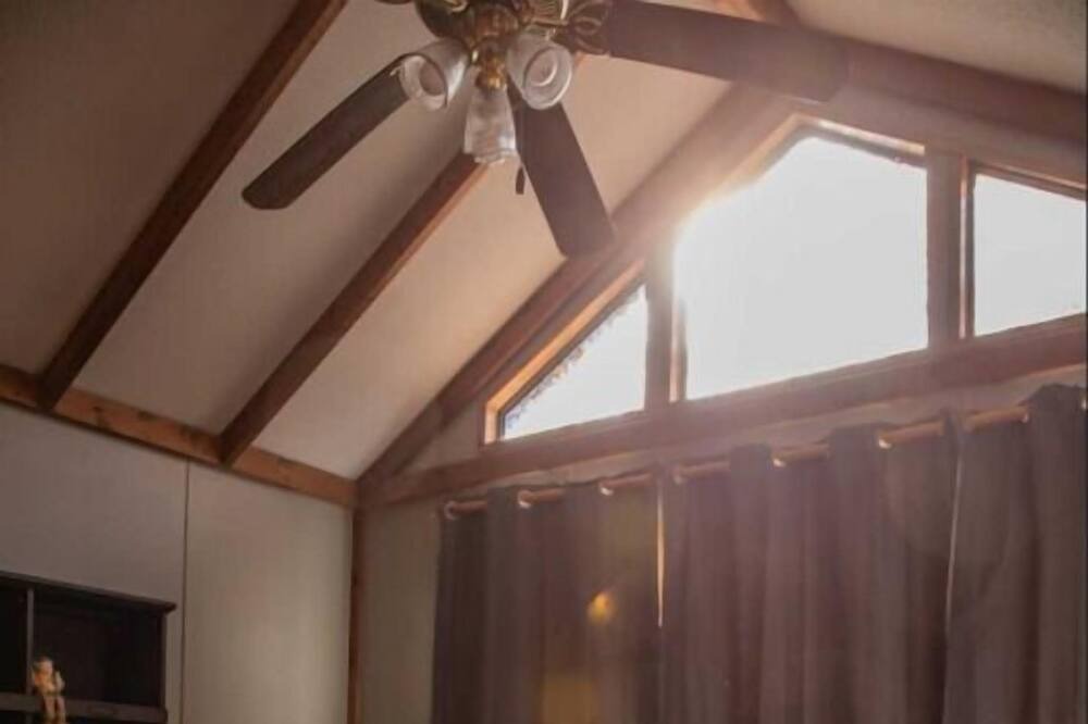 Photo of Bedroom in Saluda