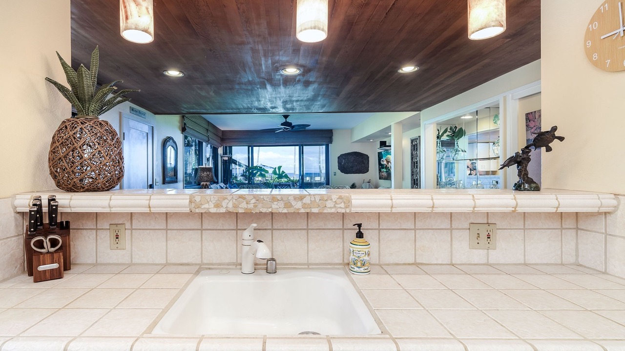 Photo of Bathroom in Kahana