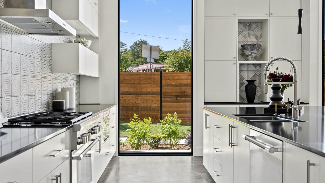 Photo of Kitchen in Barton Hills