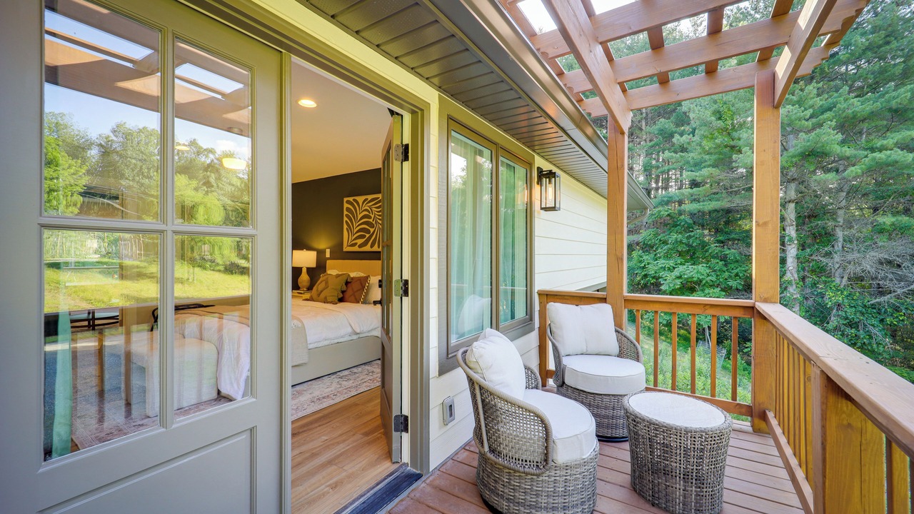 Photo of Outdoor in Bakersville