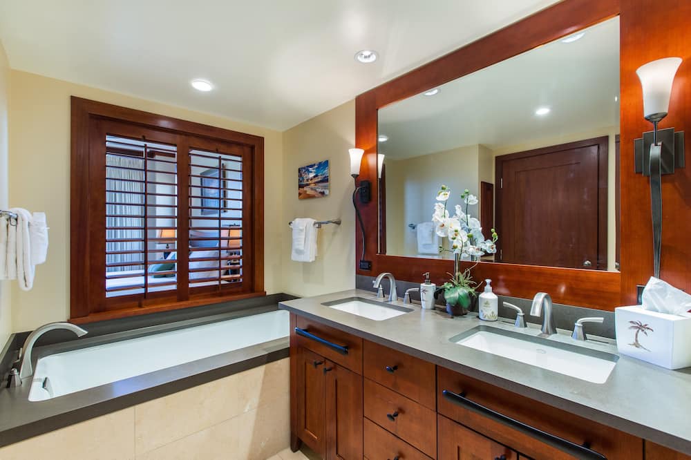 Photo of Bathroom in Ko Olina