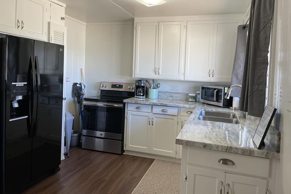 Photo of Kitchen in Western Honolulu