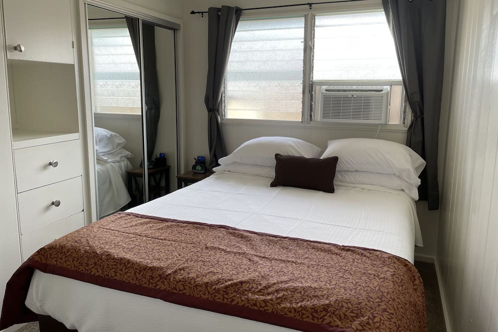 Photo of Bedroom in Western Honolulu