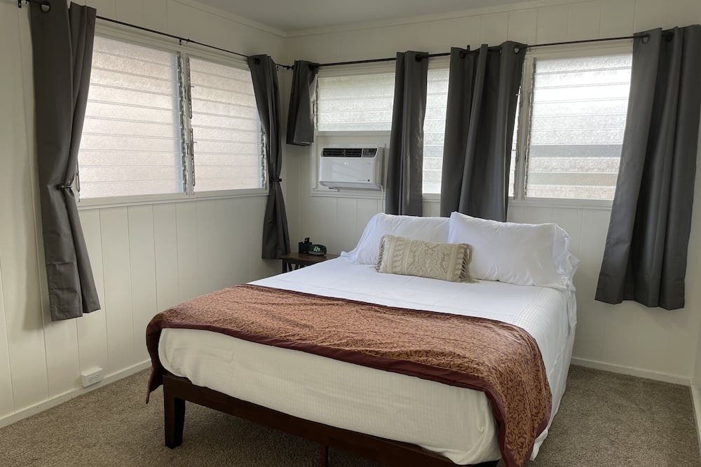 Photo of Bedroom in Western Honolulu