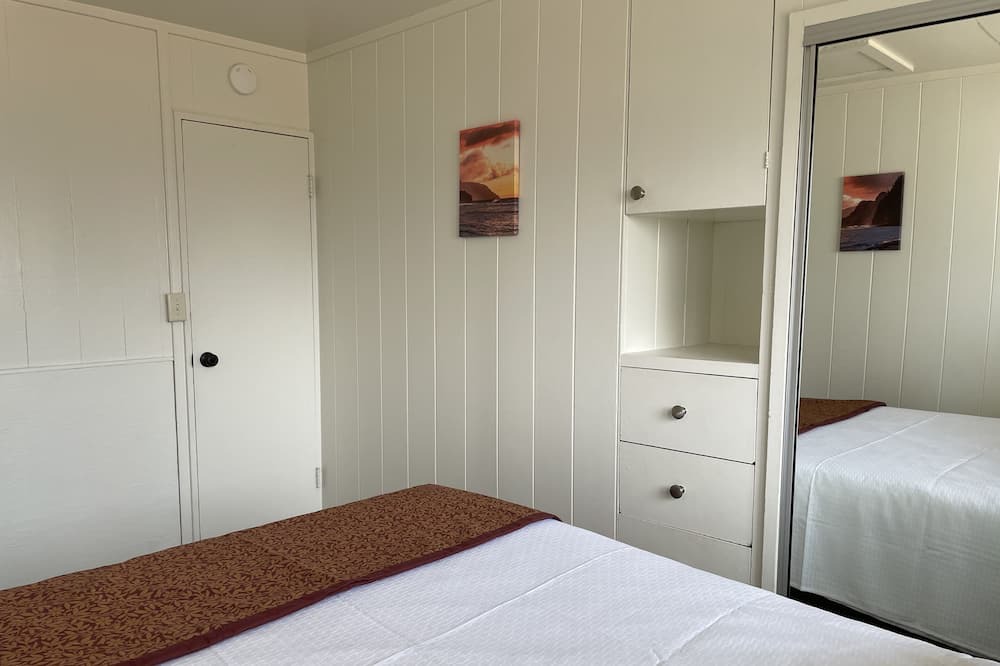 Photo of Bedroom in Western Honolulu