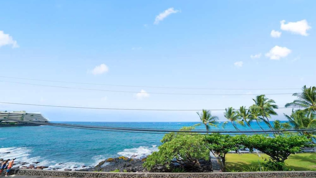 Photo of Others in Historic Kailua Village