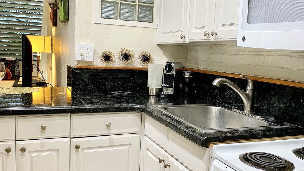 Photo of Kitchen in Waikiki