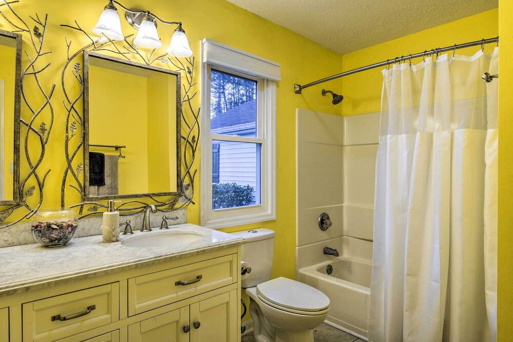 Photo of Bathroom in Littleton