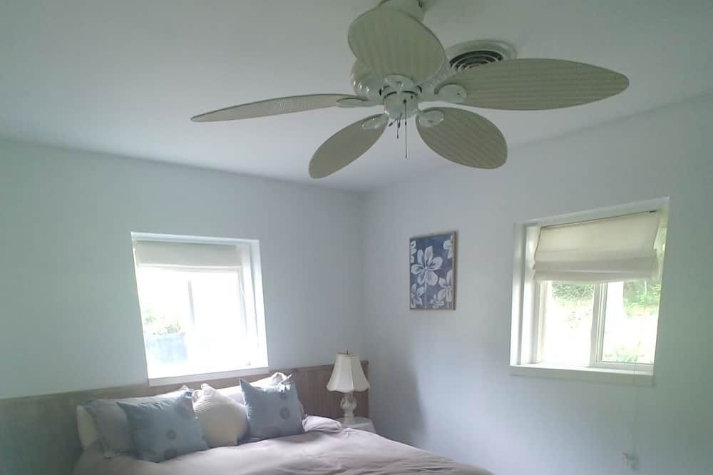 Photo of Bedroom in Tryon