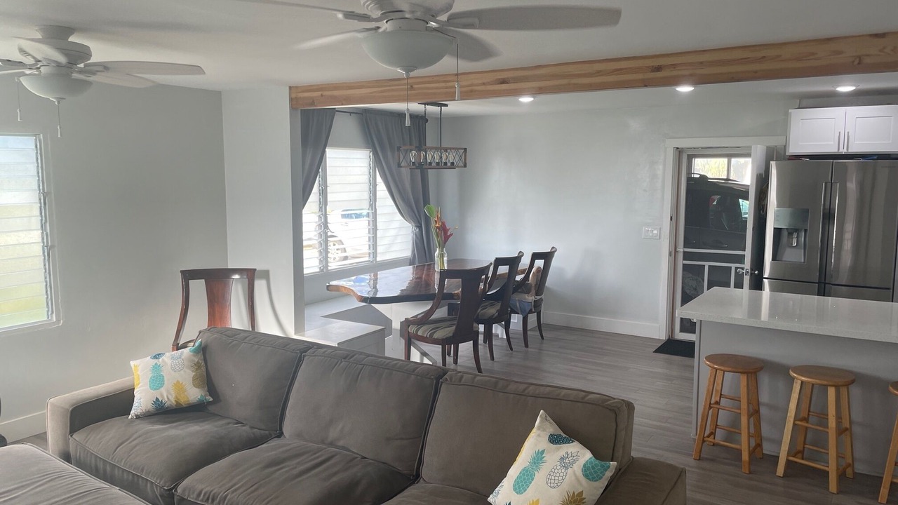 Photo of Livingroom in Laie