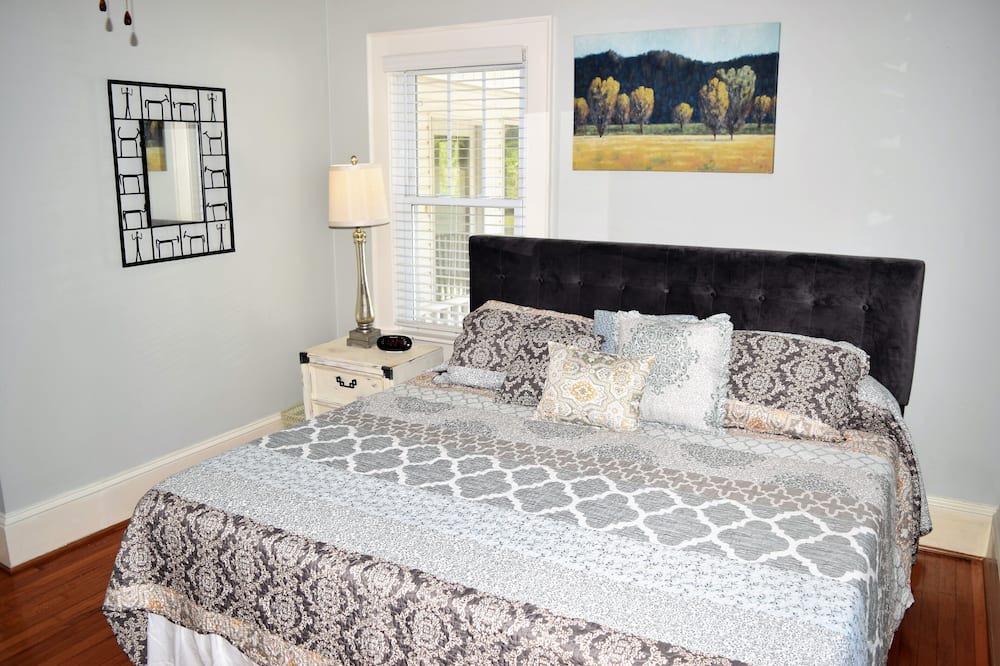 Photo of Bedroom in Lincolnton
