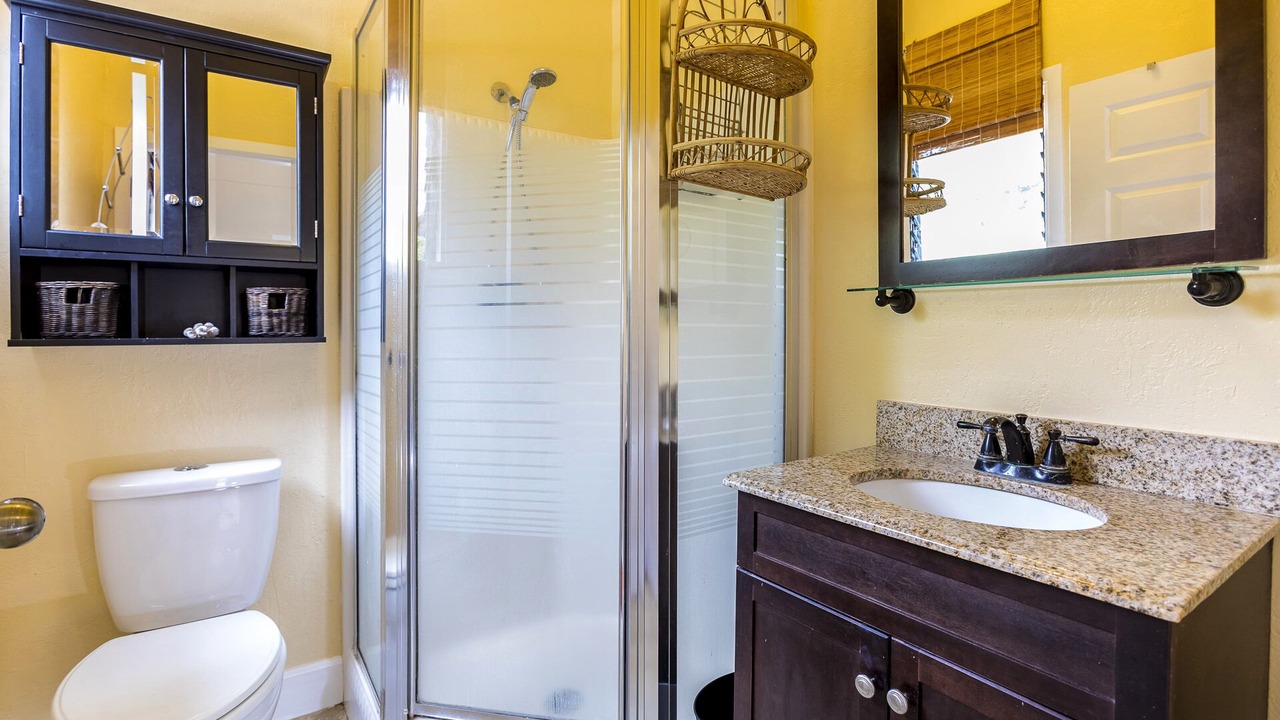 Photo of Bathroom in Honaunau-Napoopoo