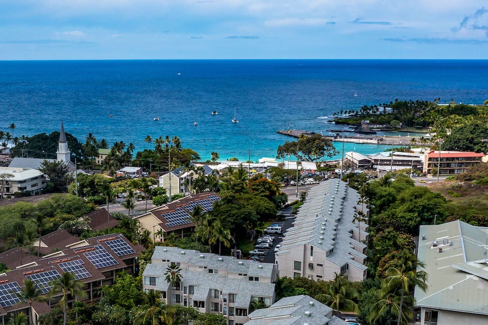 Photo of Others in Historic Kailua Village