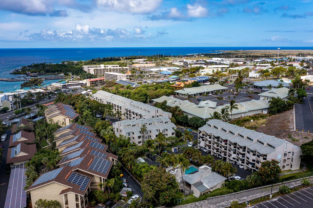 Photo of Others in Historic Kailua Village