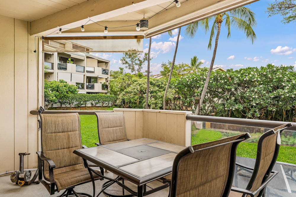 Photo of Others in Historic Kailua Village
