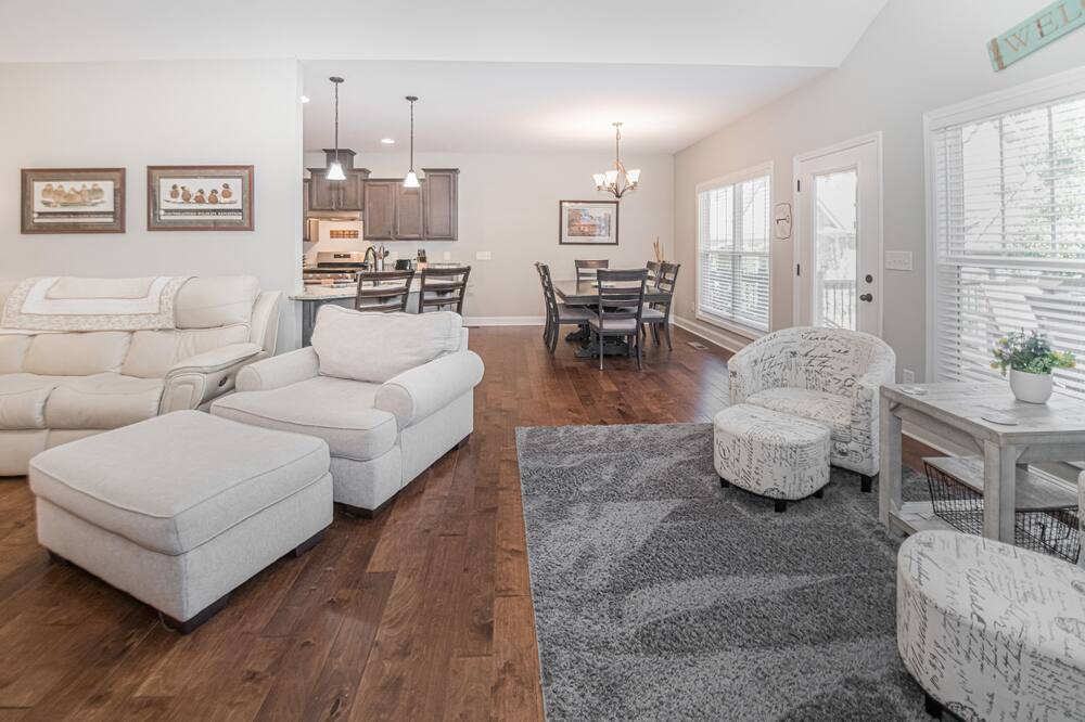 Photo of Livingroom in West Union
