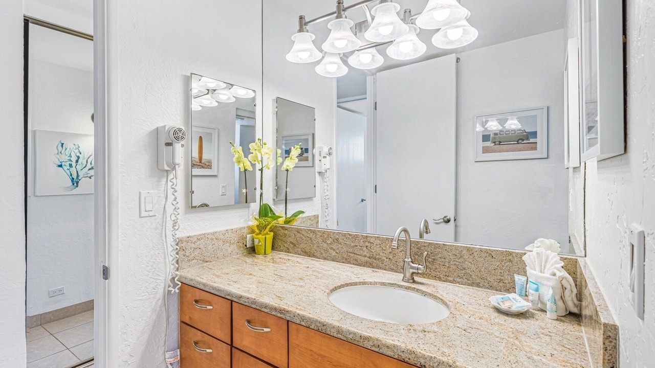Photo of Bathroom in Honokowai